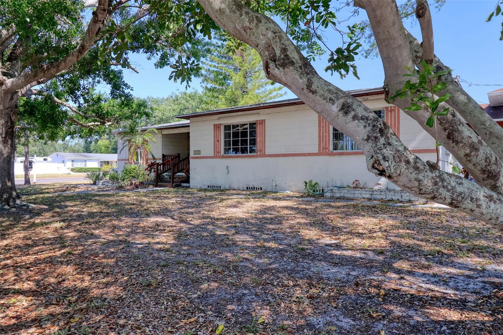 Image 30 of 38 For 4845 25 Avenue N