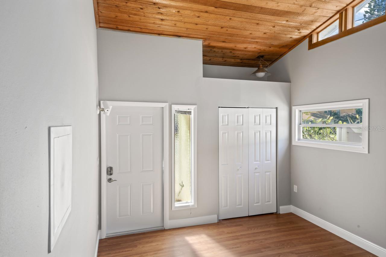 Image 16 of 31 For 3600 46th Street N