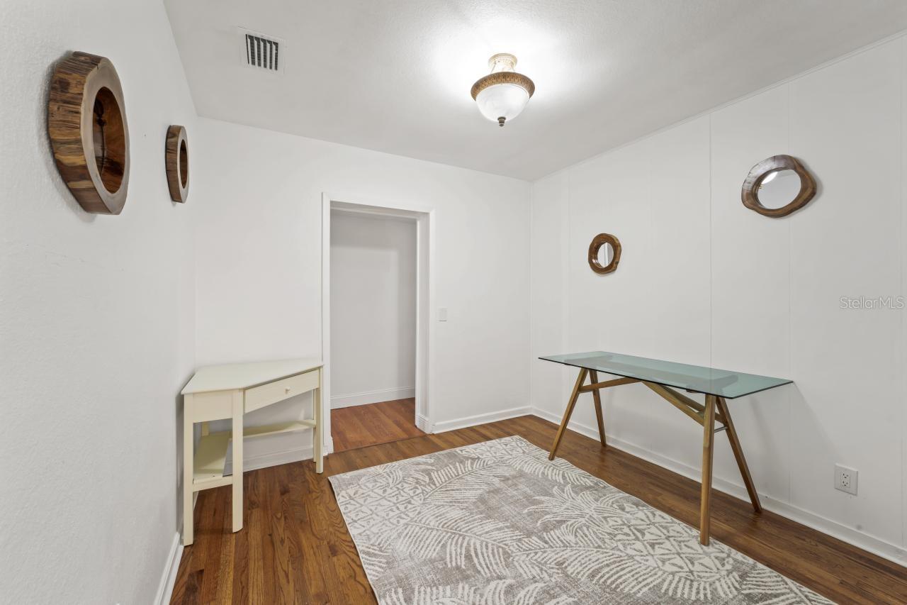 Image 20 of 31 For 3600 46th Street N