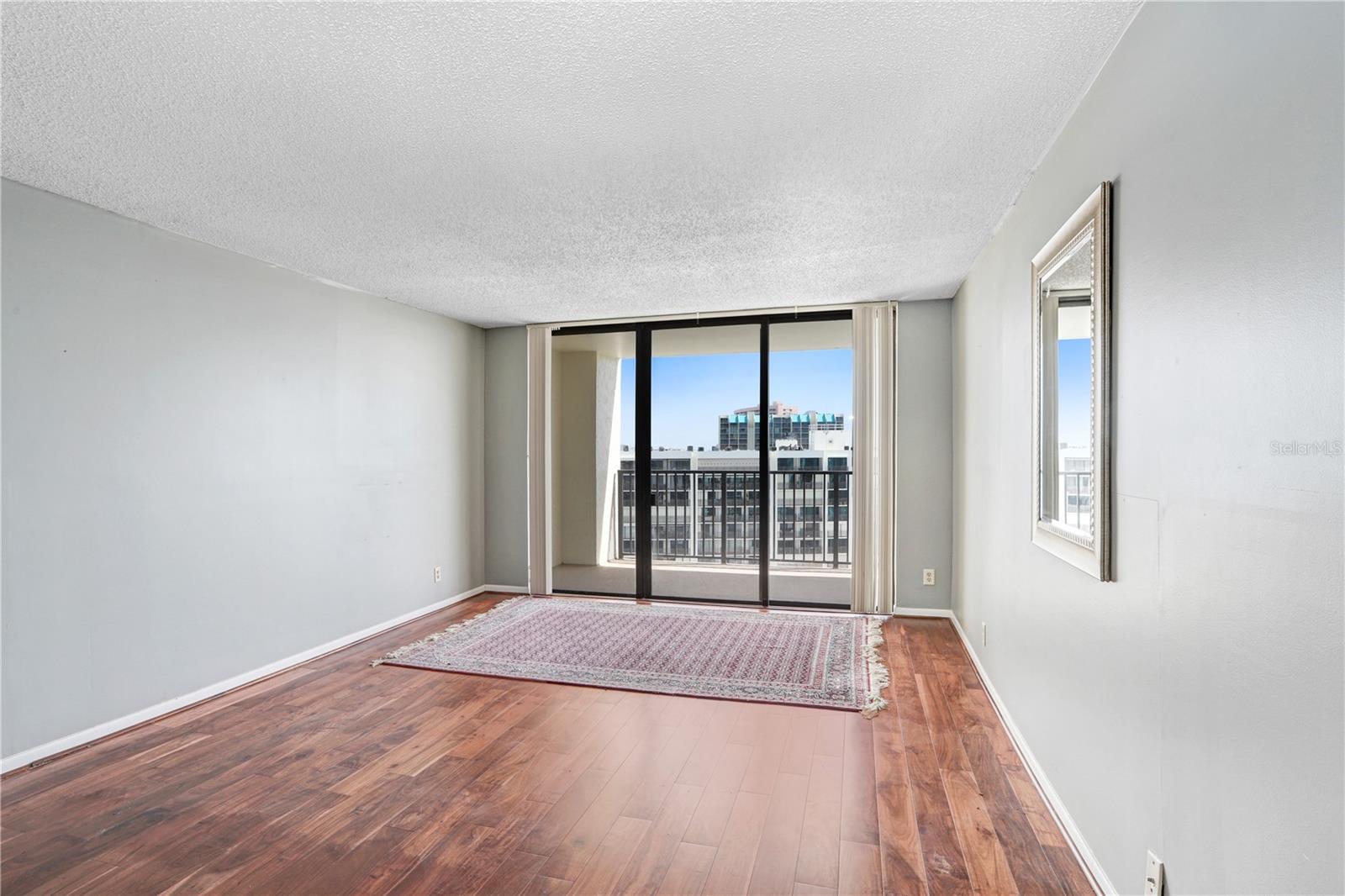 Image 14 of 34 For 1460 Gulf Boulevard 906
