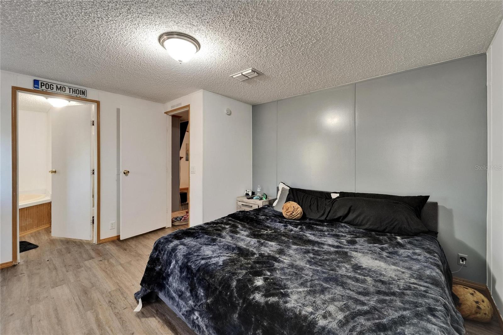 Image 13 of 23 For 240 Hankin Road