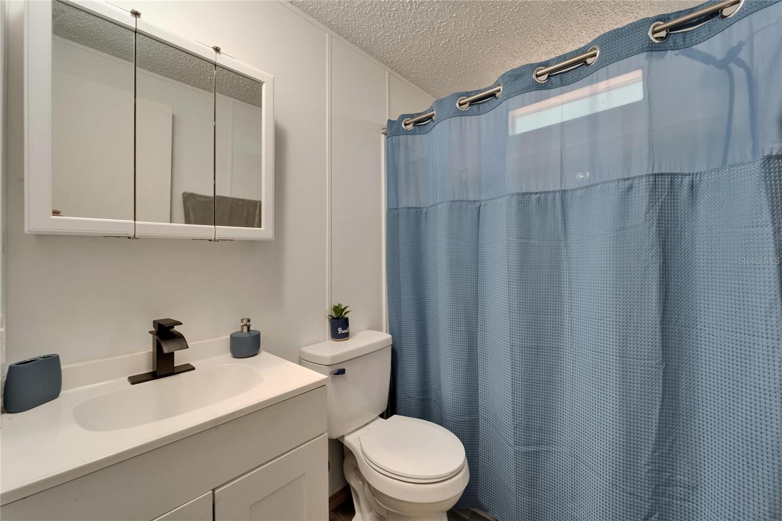 Image 19 of 23 For 240 Hankin Road