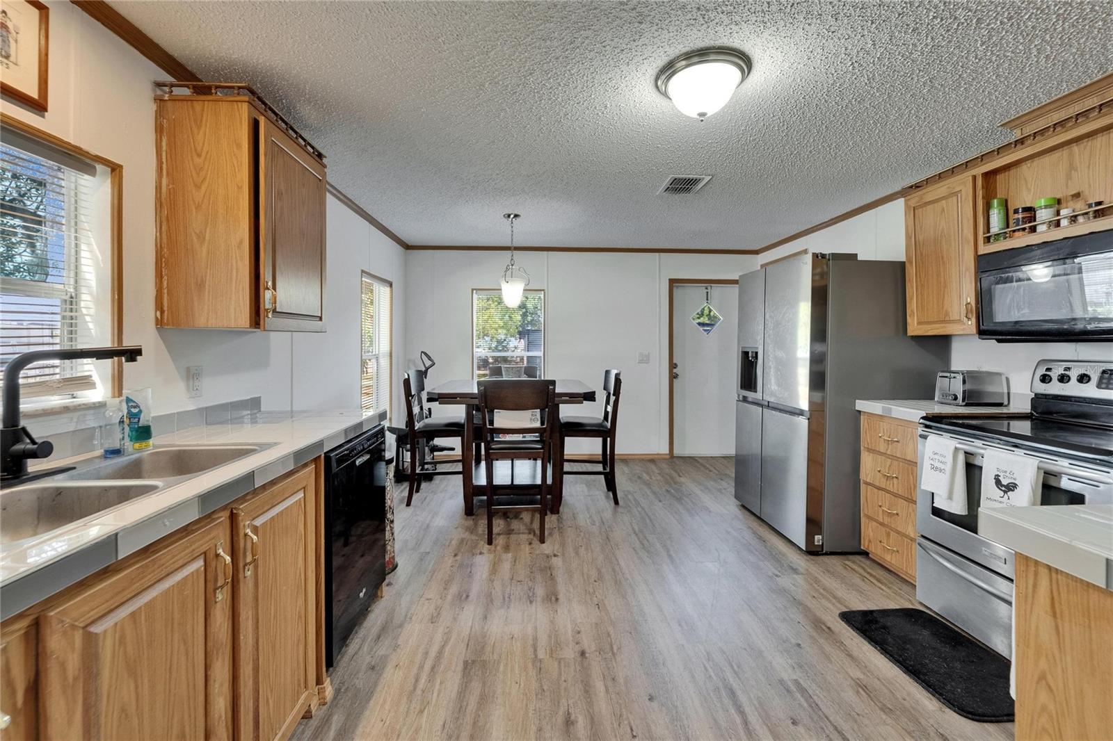 Image 8 of 23 For 240 Hankin Road