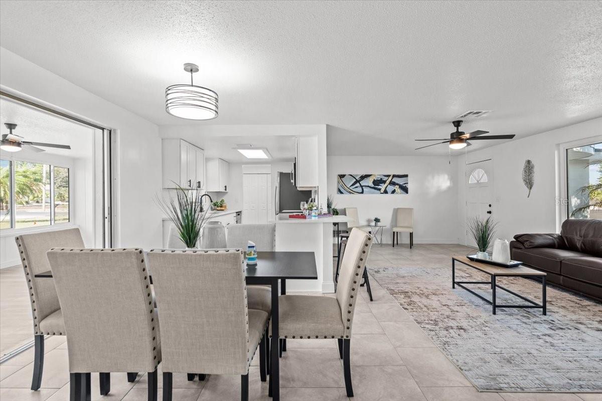 Image 10 of 33 For 1499 Janet Place