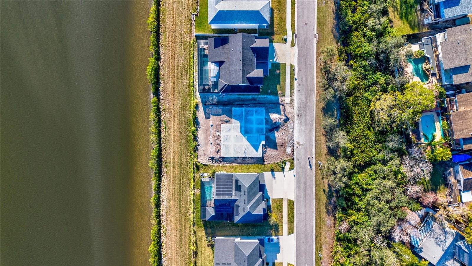 Listing photo id 39 for 3420 Channelside Court