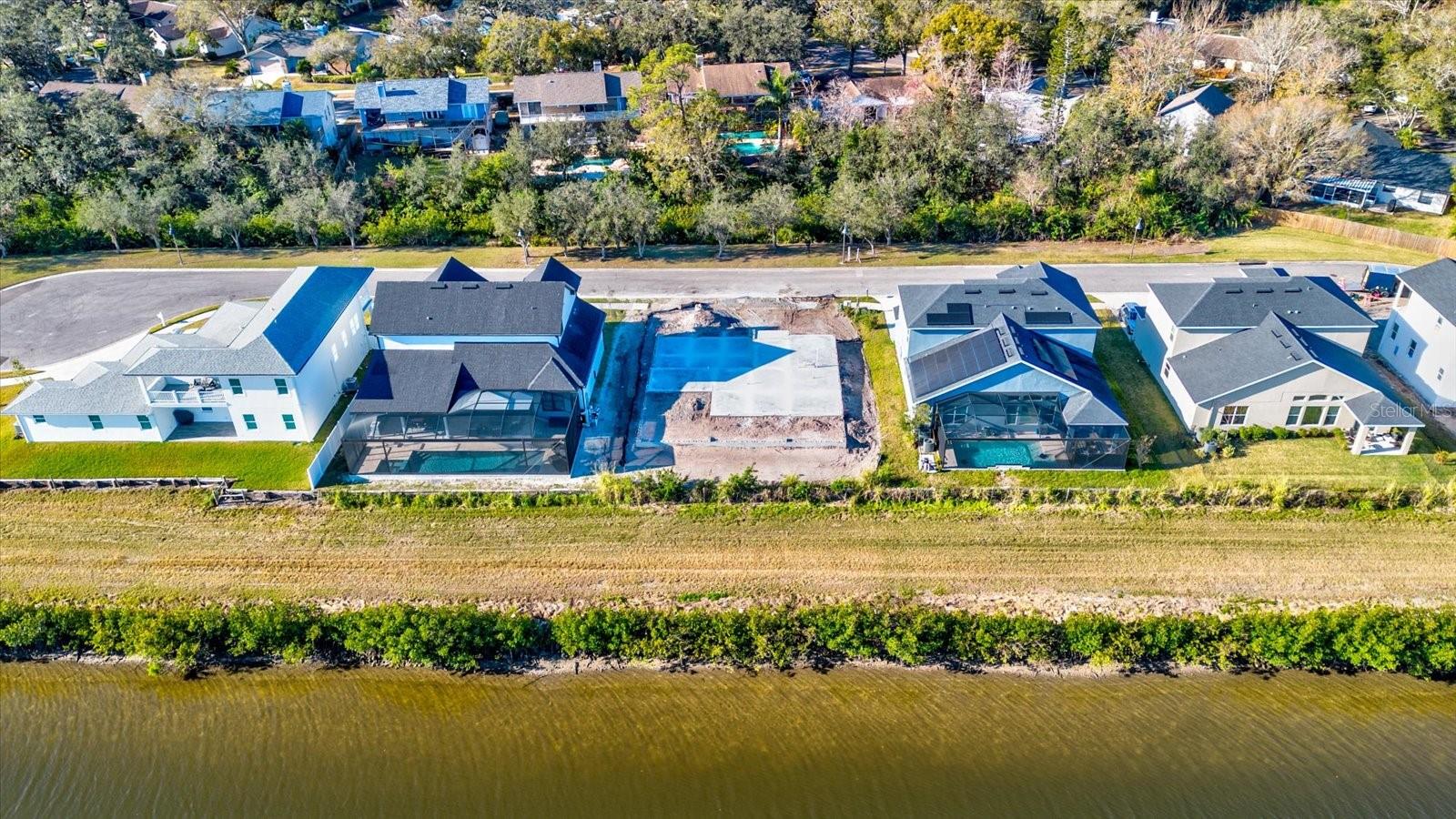 Listing photo id 47 for 3420 Channelside Court