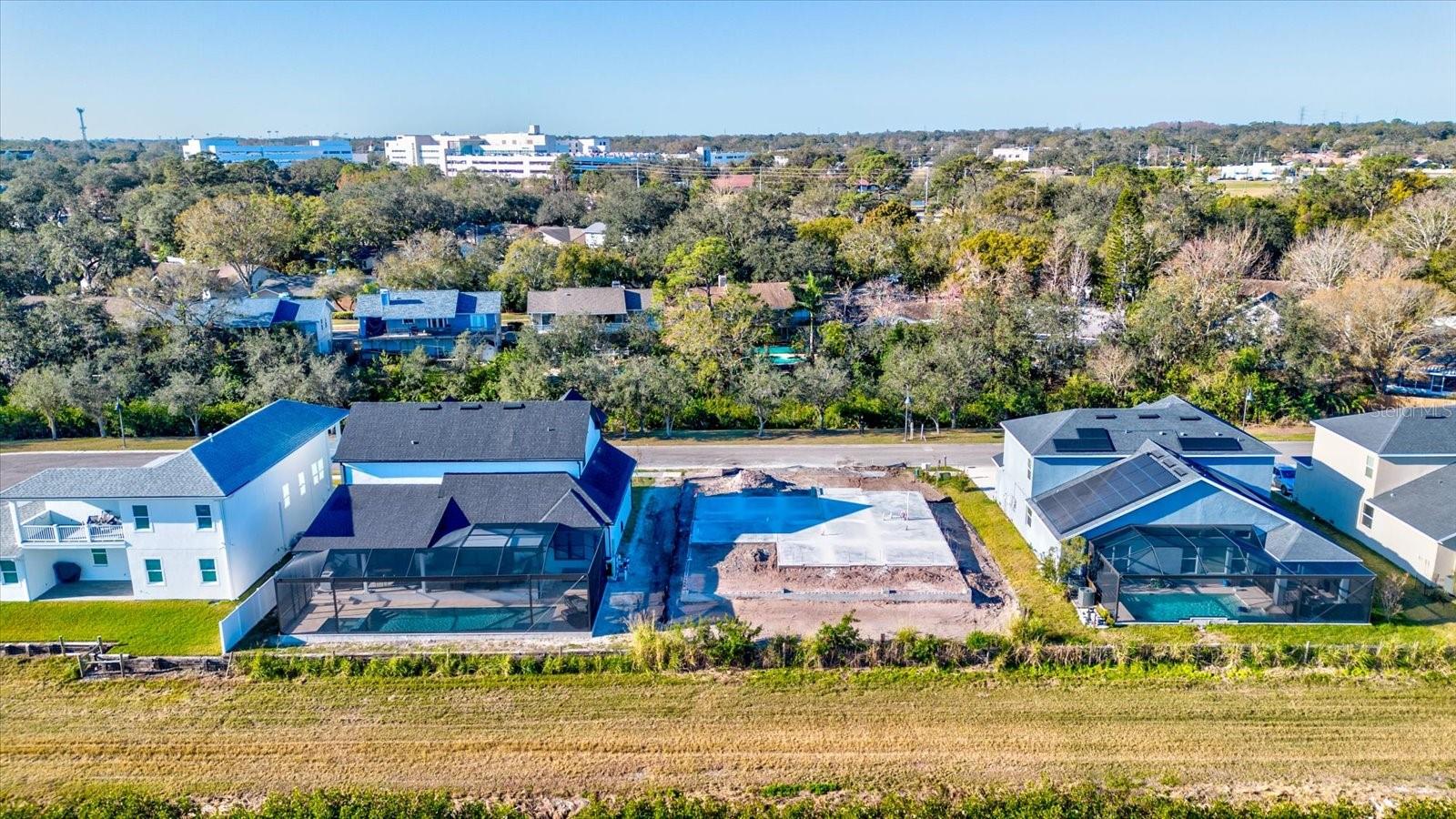 Listing photo id 49 for 3420 Channelside Court