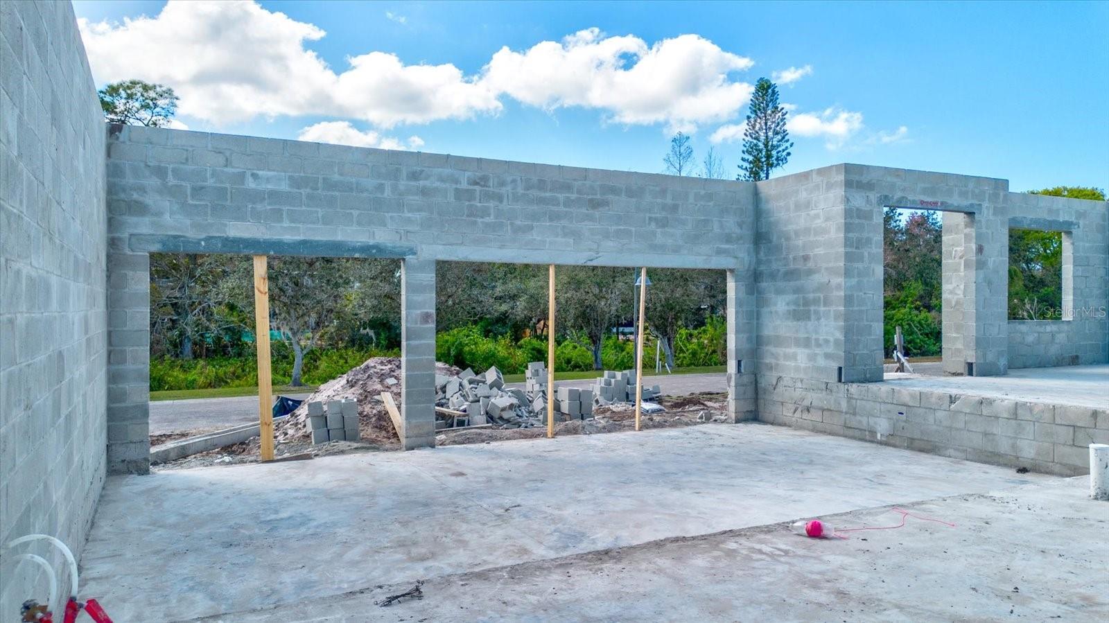 Listing photo id 76 for 3420 Channelside Court