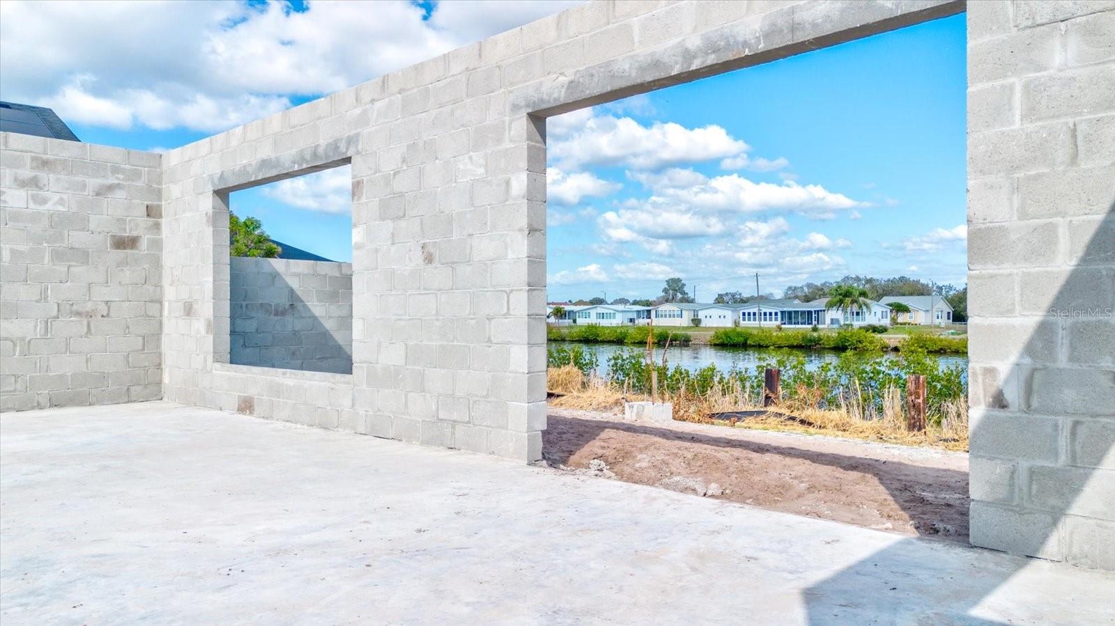 Listing photo id 79 for 3420 Channelside Court