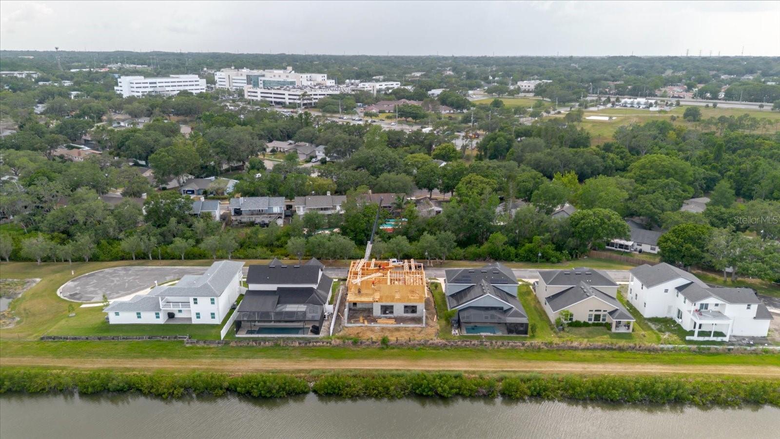 Listing photo id 7 for 3420 Channelside Court
