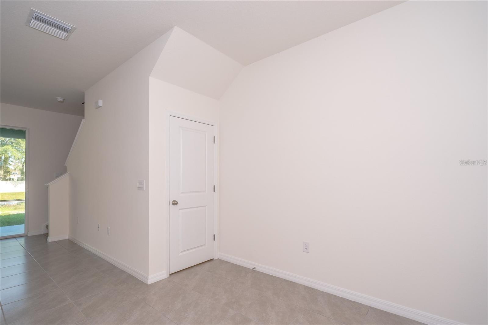 Image 11 of 39 For 34293 Sorrel Mint Drive
