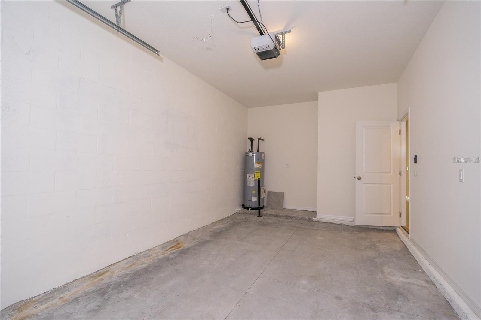 Image 14 of 39 For 34293 Sorrel Mint Drive