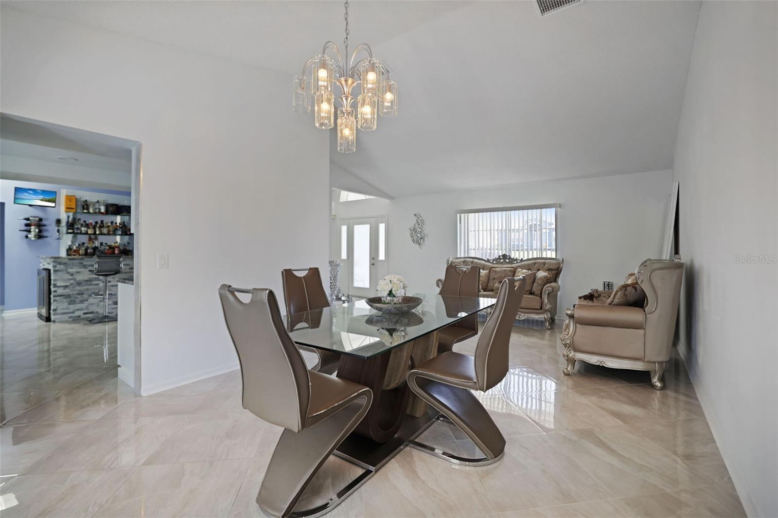 Image 27 of 46 For 13528 Woodside Drive