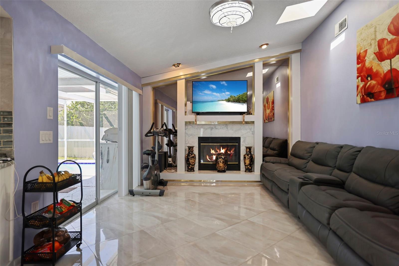 Image 30 of 46 For 13528 Woodside Drive