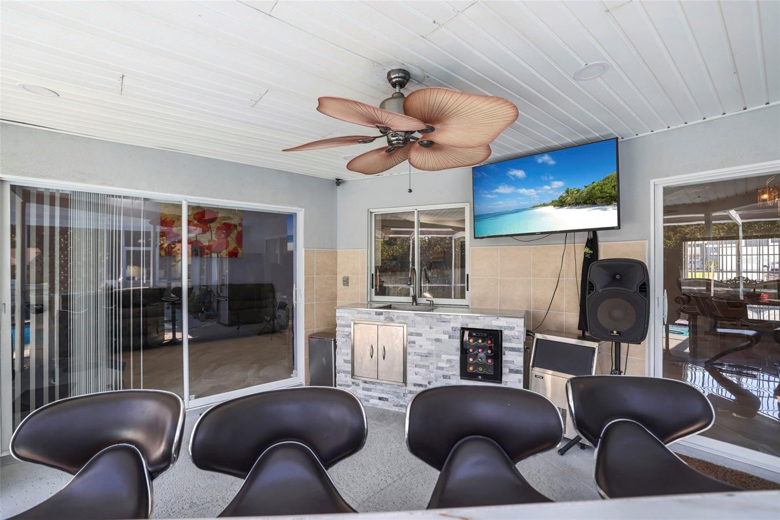 Image 41 of 46 For 13528 Woodside Drive