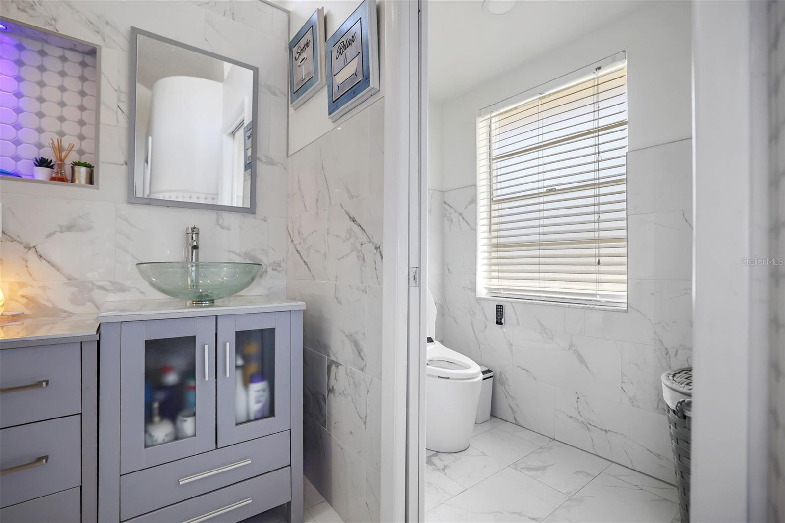 Image 9 of 46 For 13528 Woodside Drive