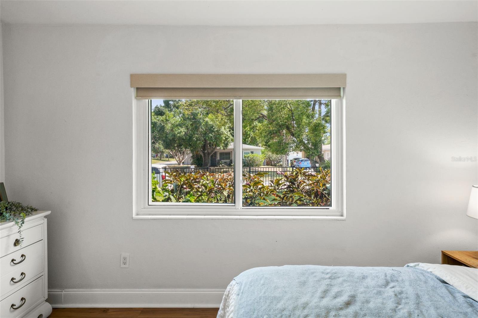 Image 16 of 43 For 4013 Waterman Avenue