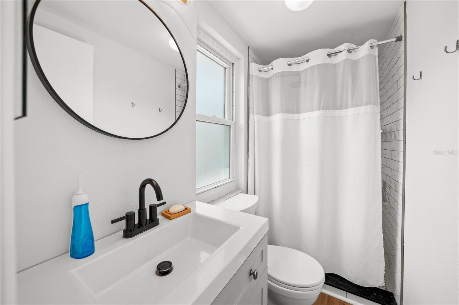 Image 32 of 43 For 4013 Waterman Avenue