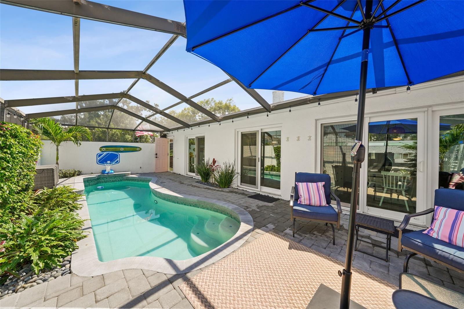 Image 37 of 43 For 4013 Waterman Avenue