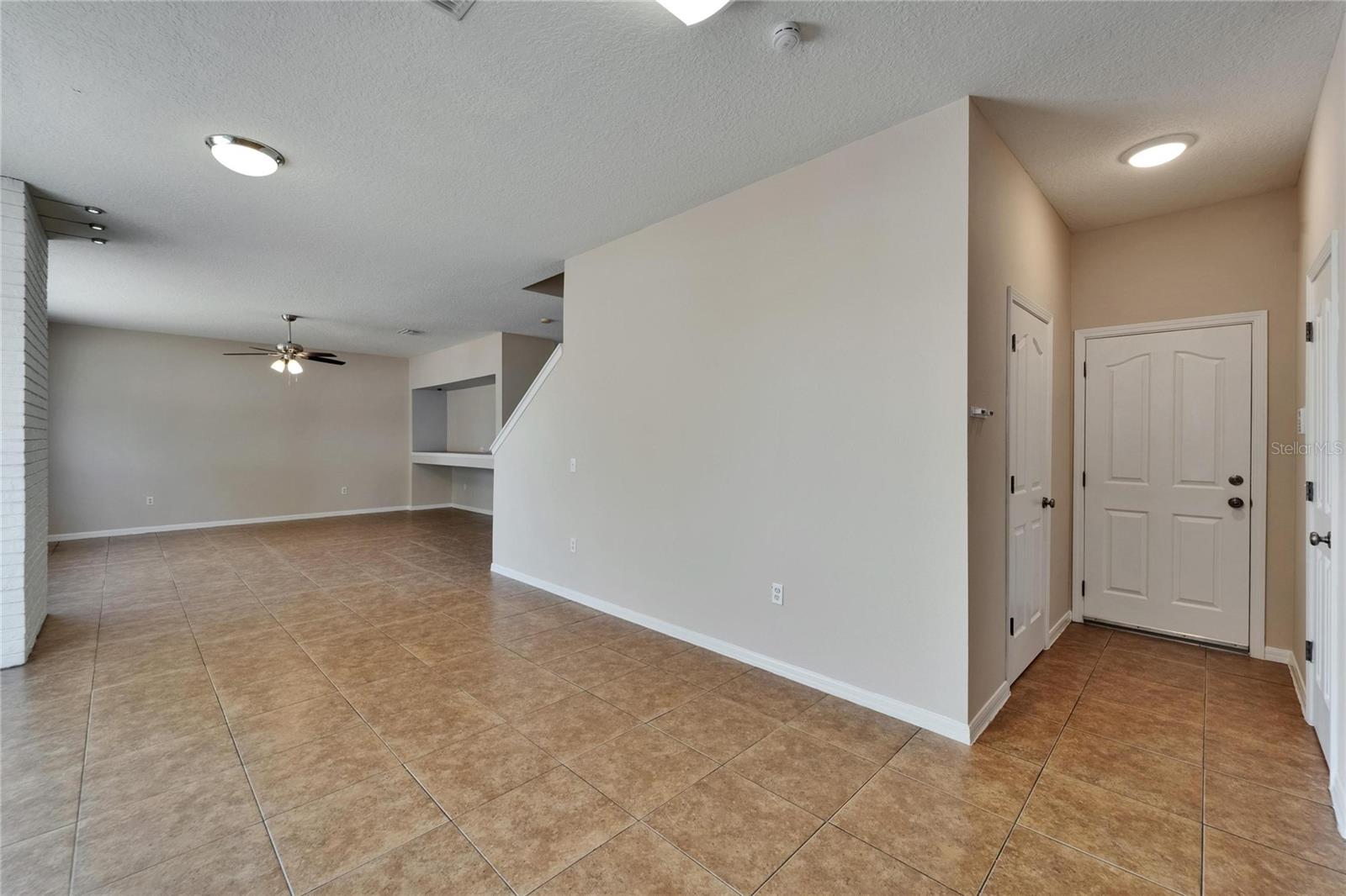 Image 17 of 64 For 2415 Brownwood Drive