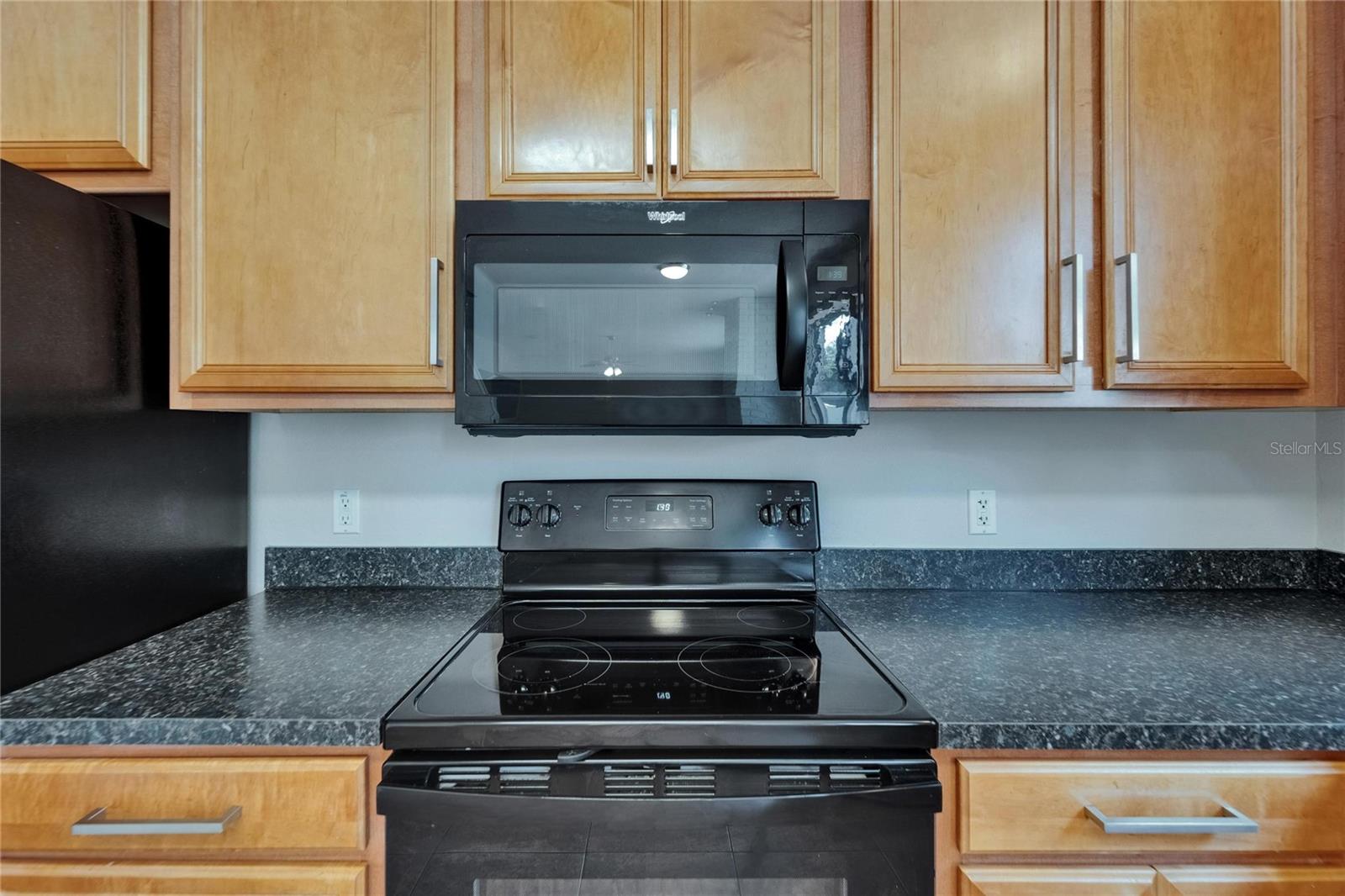 Image 24 of 64 For 2415 Brownwood Drive