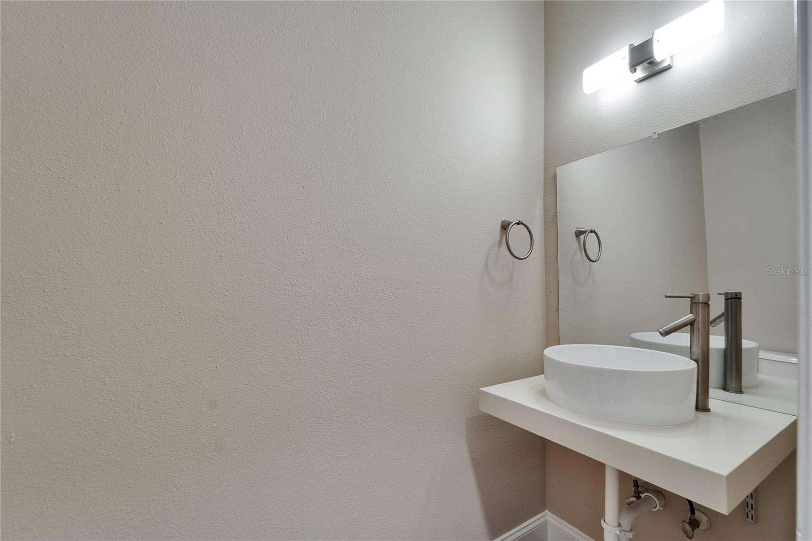 Image 28 of 64 For 2415 Brownwood Drive