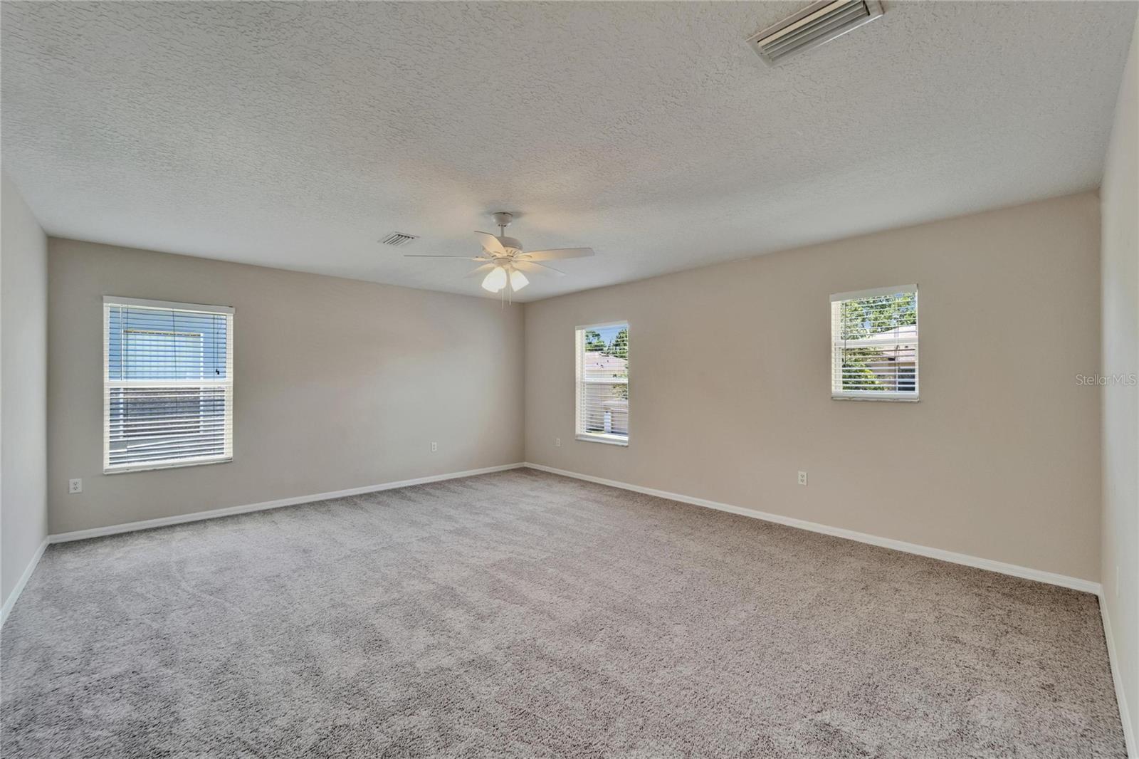 Image 31 of 64 For 2415 Brownwood Drive