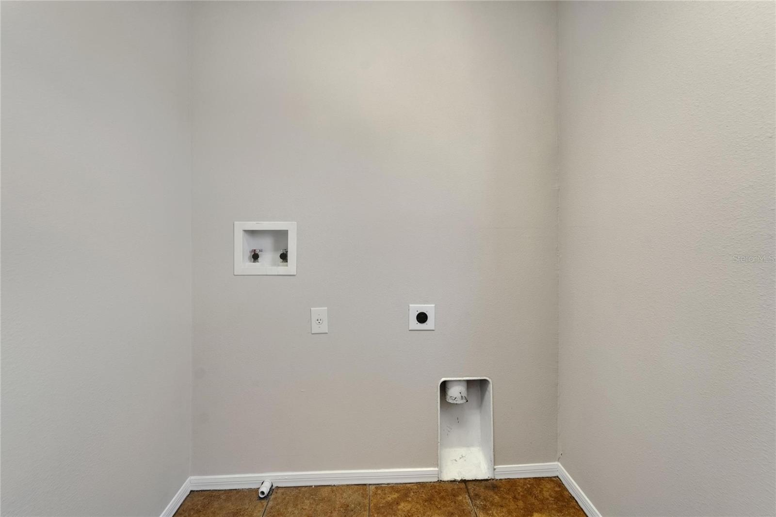 Image 53 of 64 For 2415 Brownwood Drive