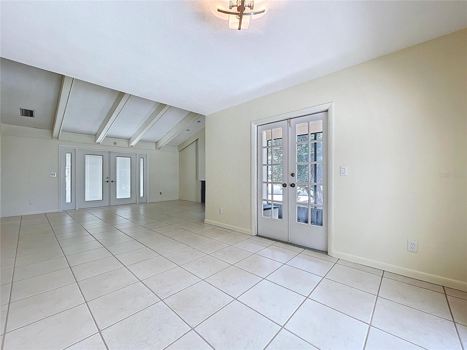 Image 16 of 89 For 7307 Summerbridge Drive