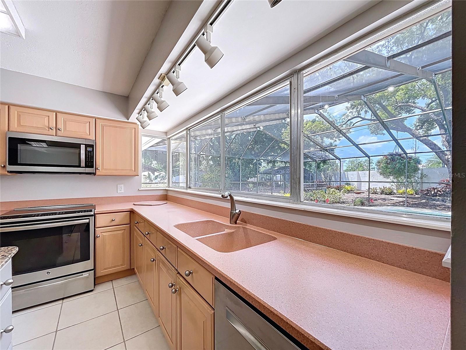 Image 22 of 89 For 7307 Summerbridge Drive