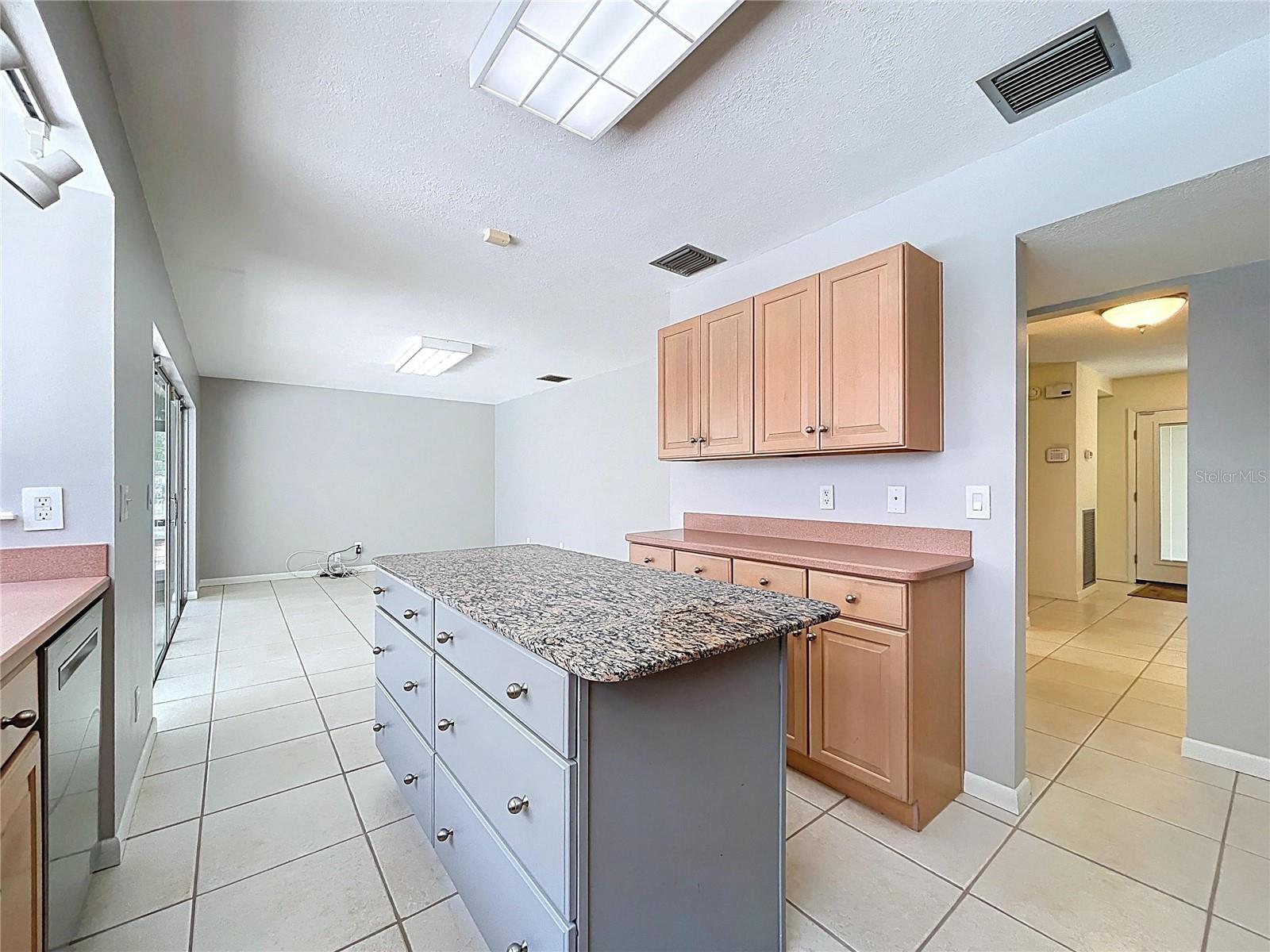 Image 24 of 89 For 7307 Summerbridge Drive