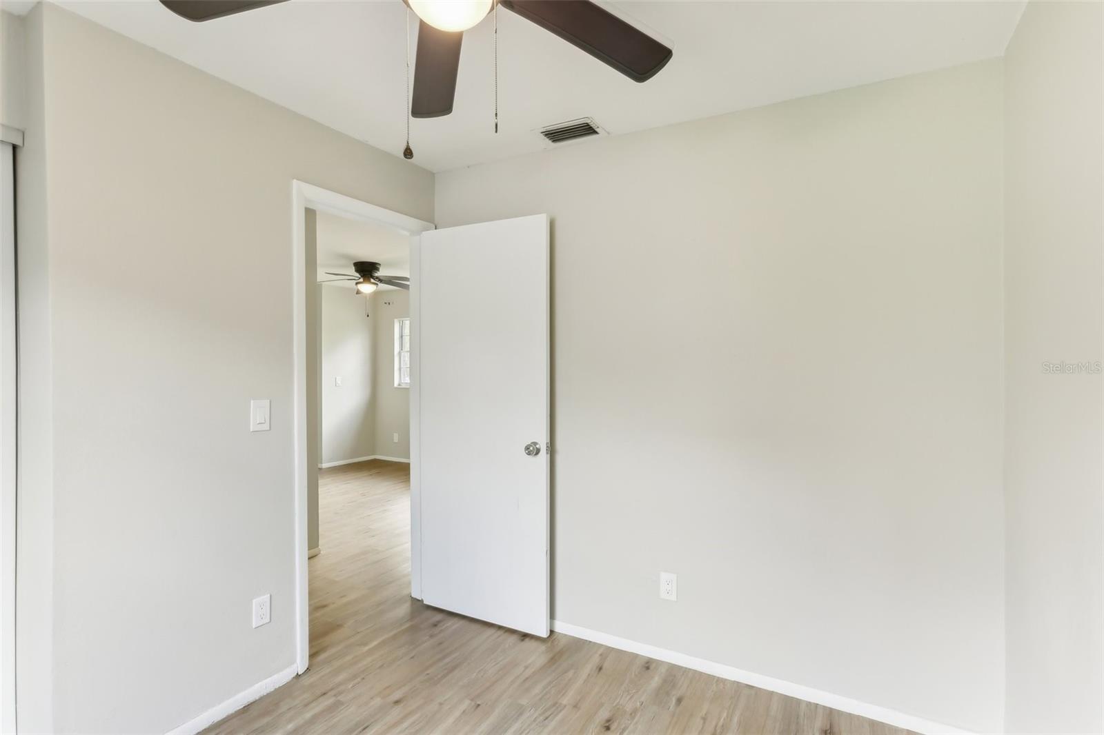 Image 19 of 28 For 7711 Amherst Street B