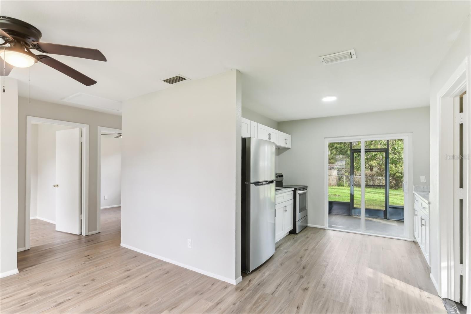 Image 7 of 28 For 7711 Amherst Street B