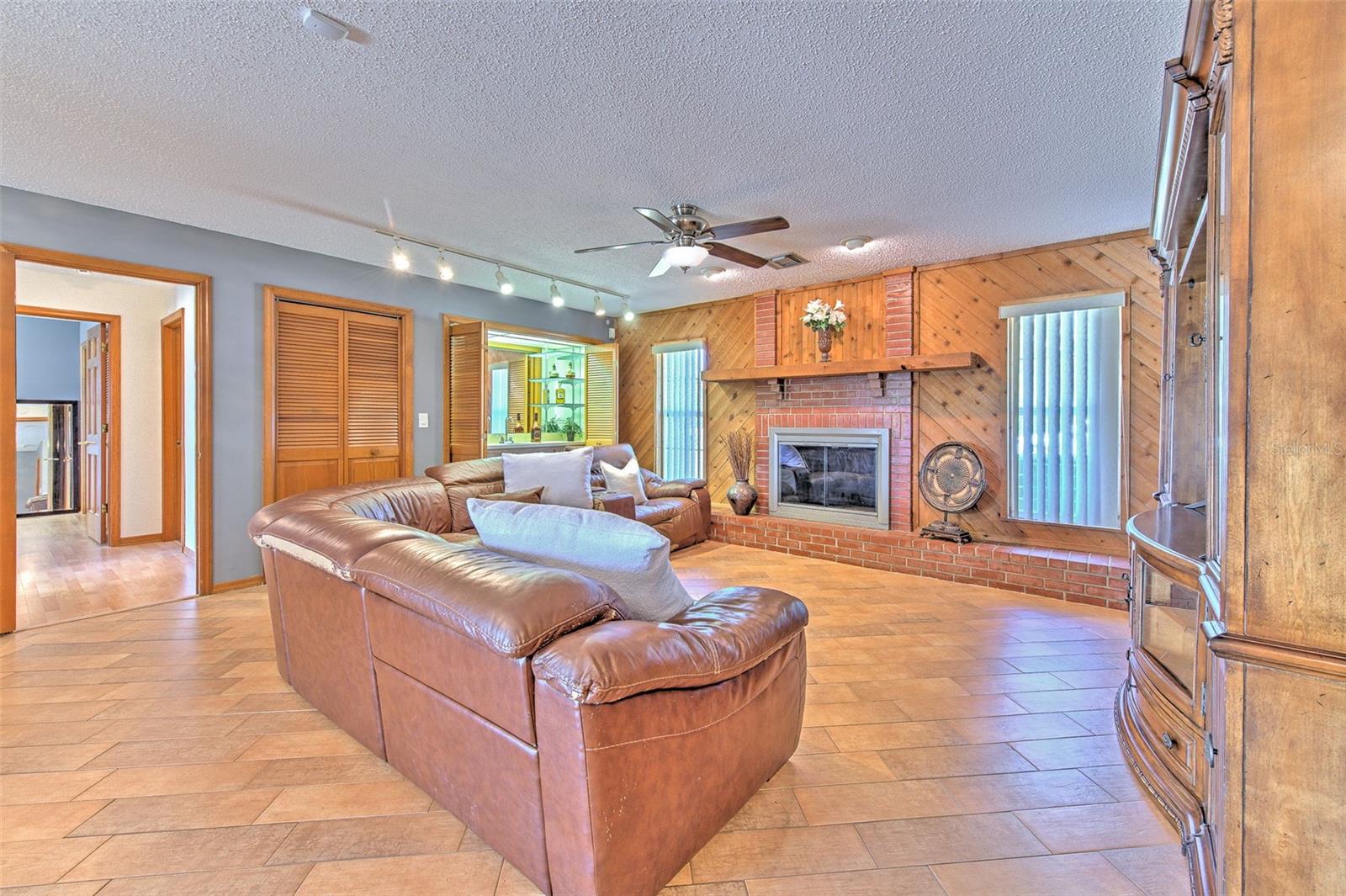 Image 26 of 36 For 6709 Knights Griffin Road