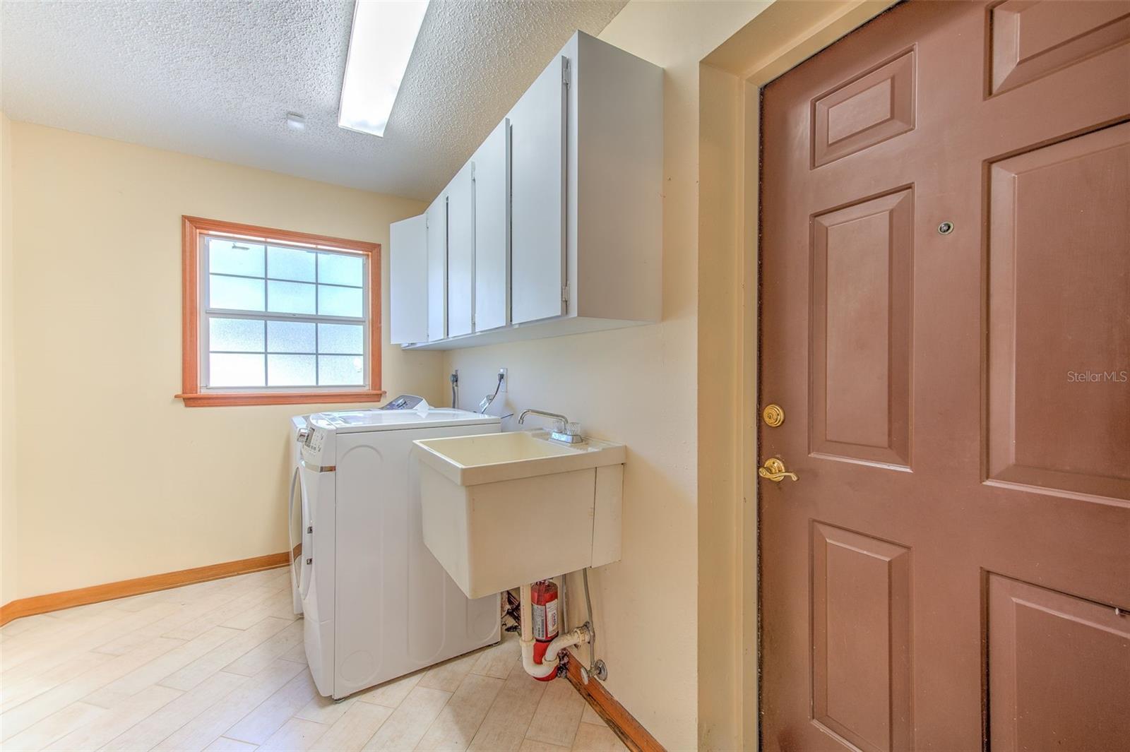 Image 36 of 36 For 6709 Knights Griffin Road