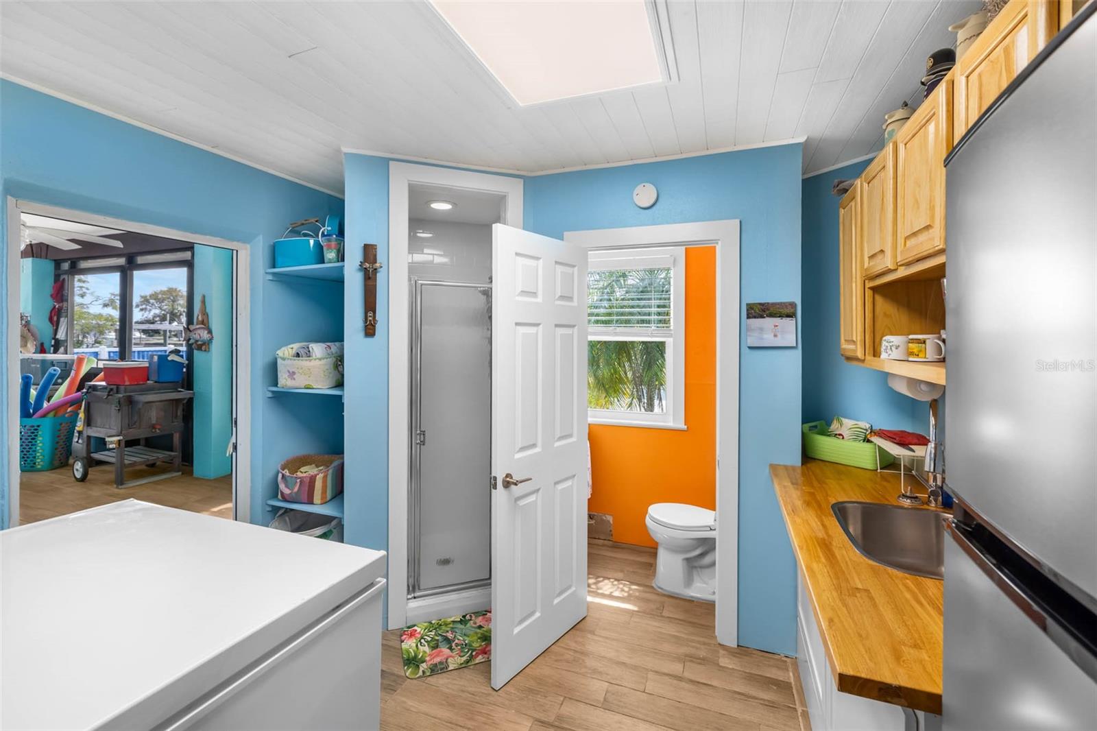 Image 36 of 59 For 4030 Flamingo Boulevard