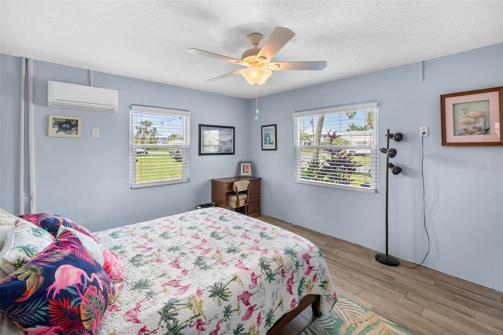 Image 38 of 59 For 4030 Flamingo Boulevard