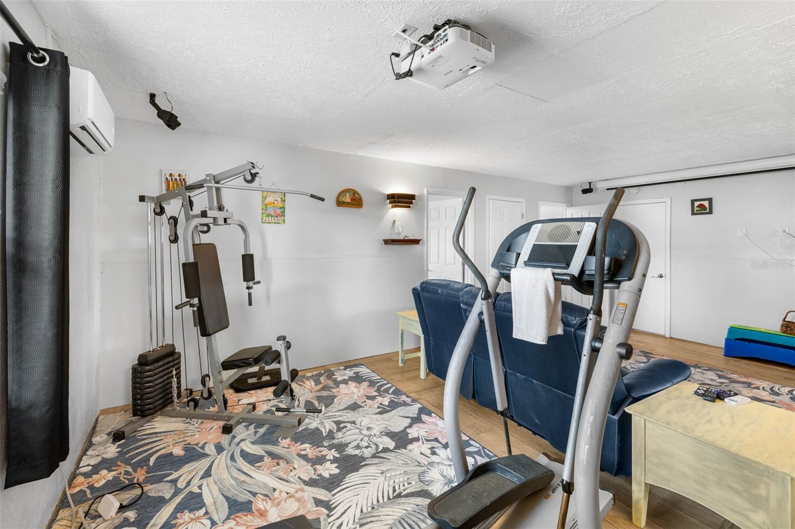 Image 40 of 59 For 4030 Flamingo Boulevard