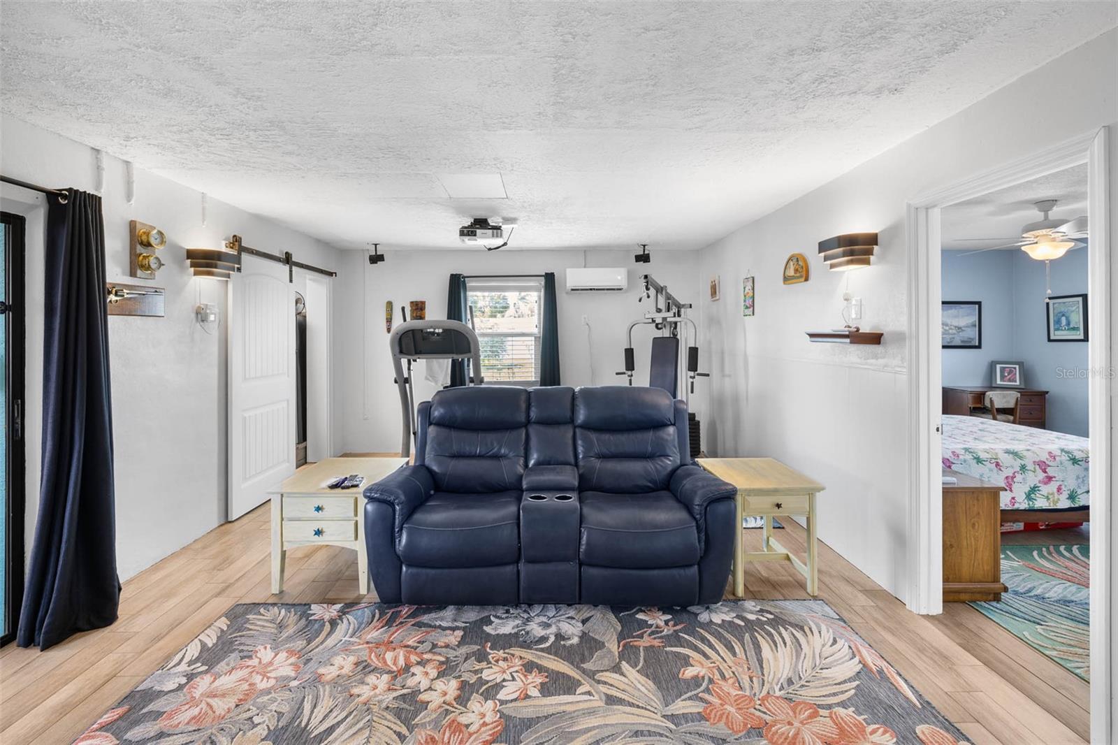 Image 41 of 59 For 4030 Flamingo Boulevard