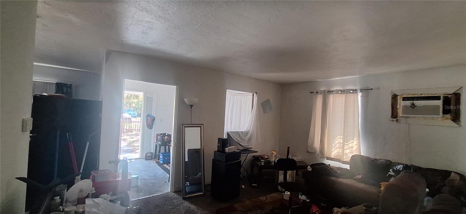 Listing photo id 6 for 4331 16th Avenue S