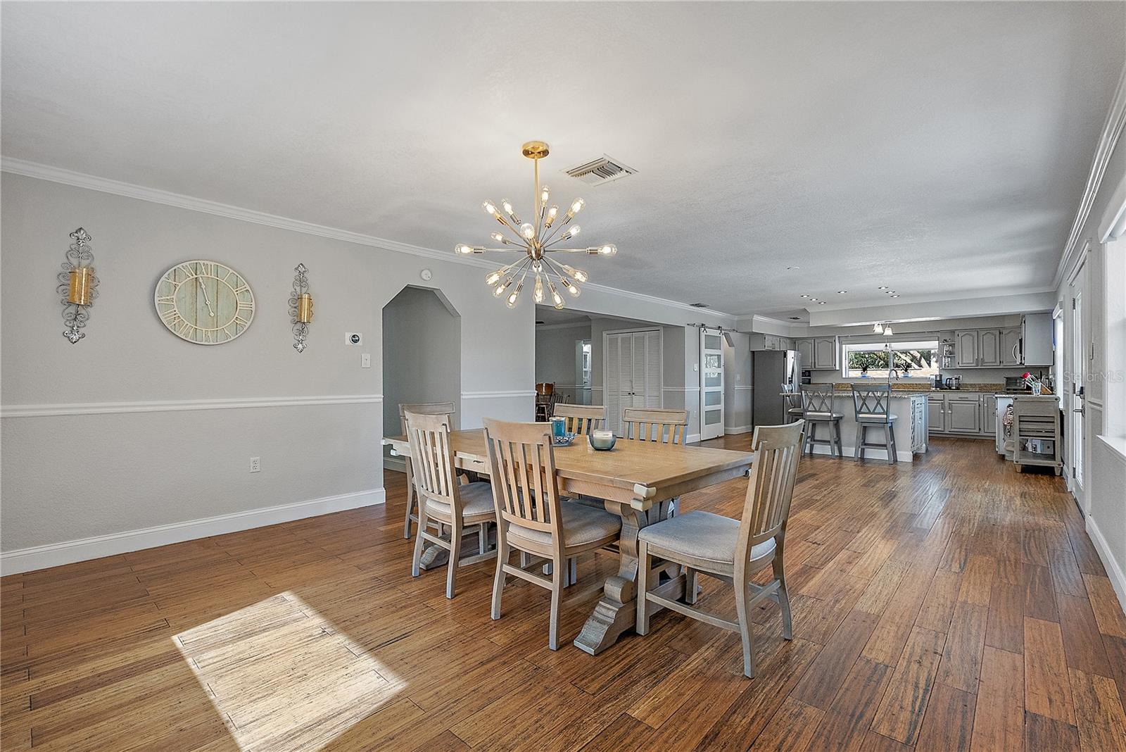 Image 5 of 49 For 7418 Bay Drive