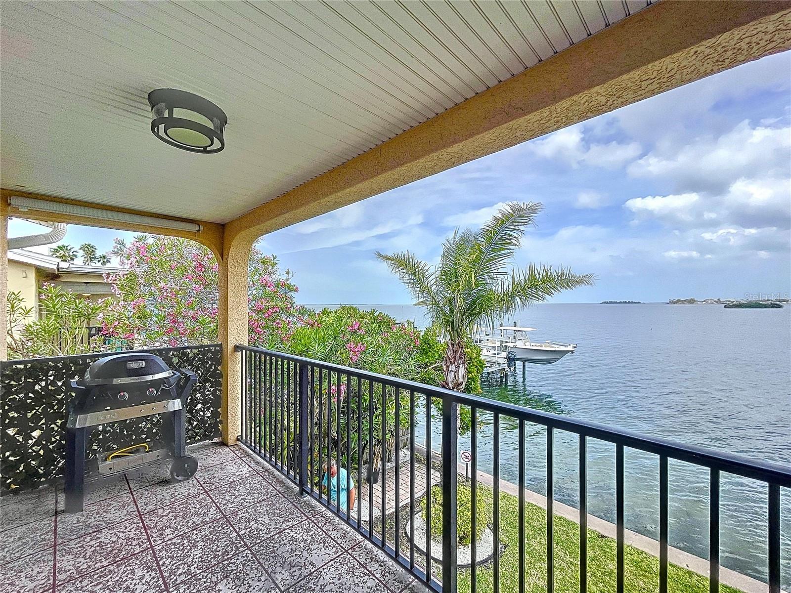 Details for 2675 St Josephs Drive E C, DUNEDIN, FL 34698