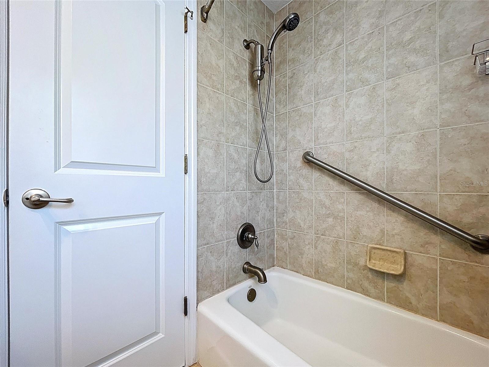 Image 14 of 36 For 2675 St Josephs Drive E C