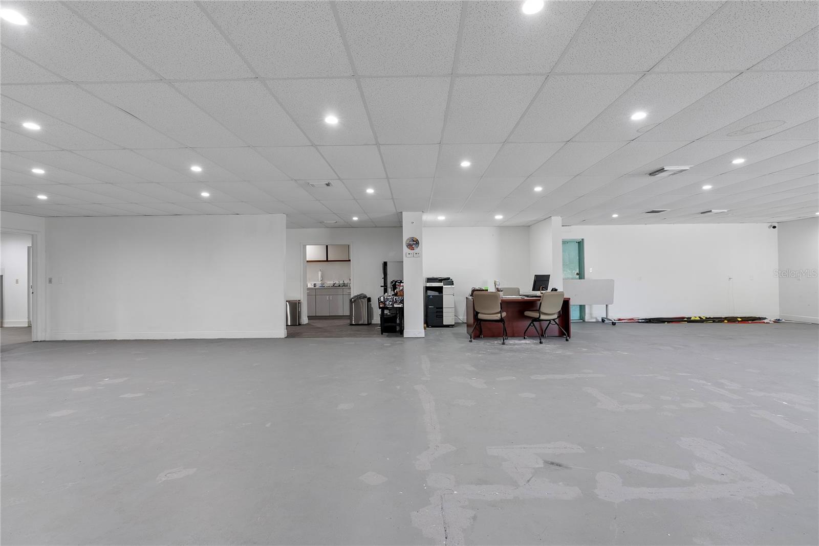 Image 8 of 33 For 12425 Florida Avenue