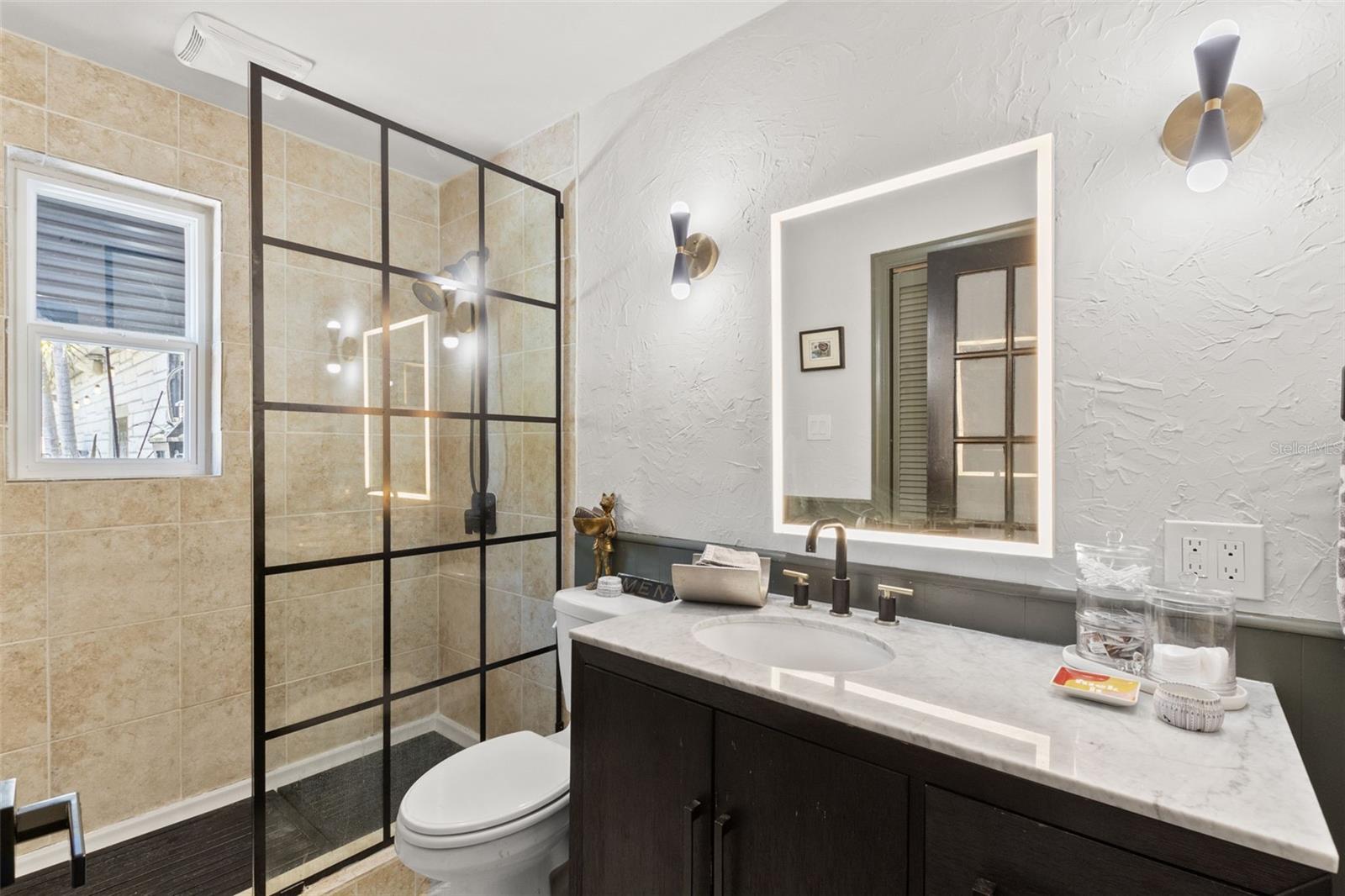 Image 18 of 28 For 4829 20th Avenue N