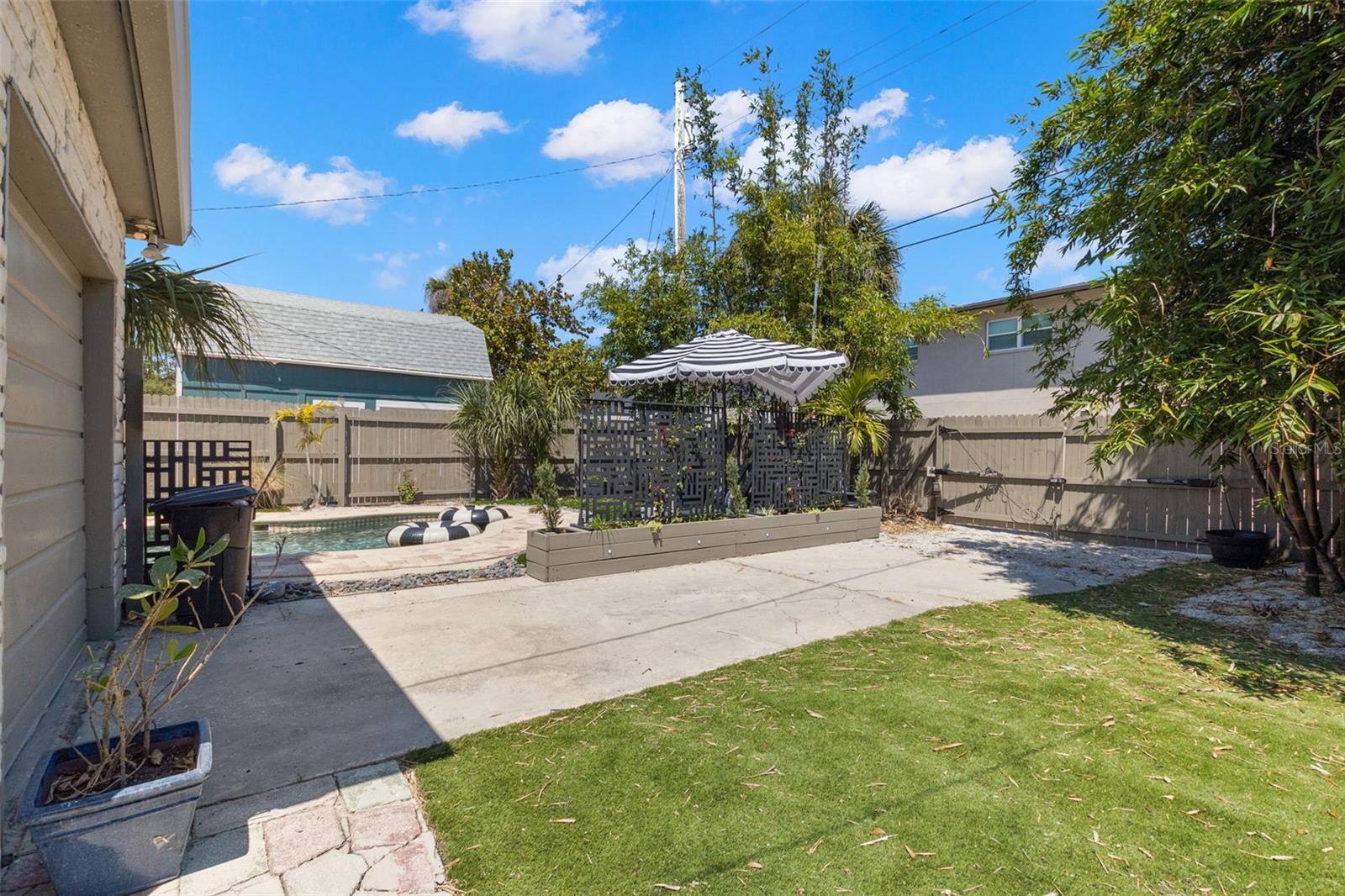 Image 21 of 28 For 4829 20th Avenue N