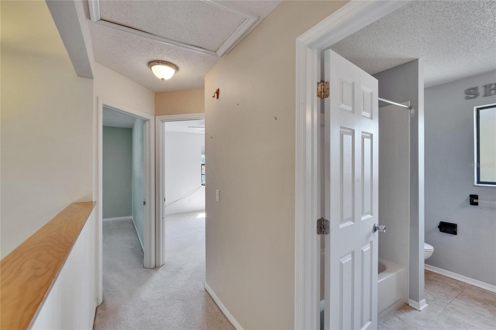 Image 68 of 87 For 4225 Barret Avenue