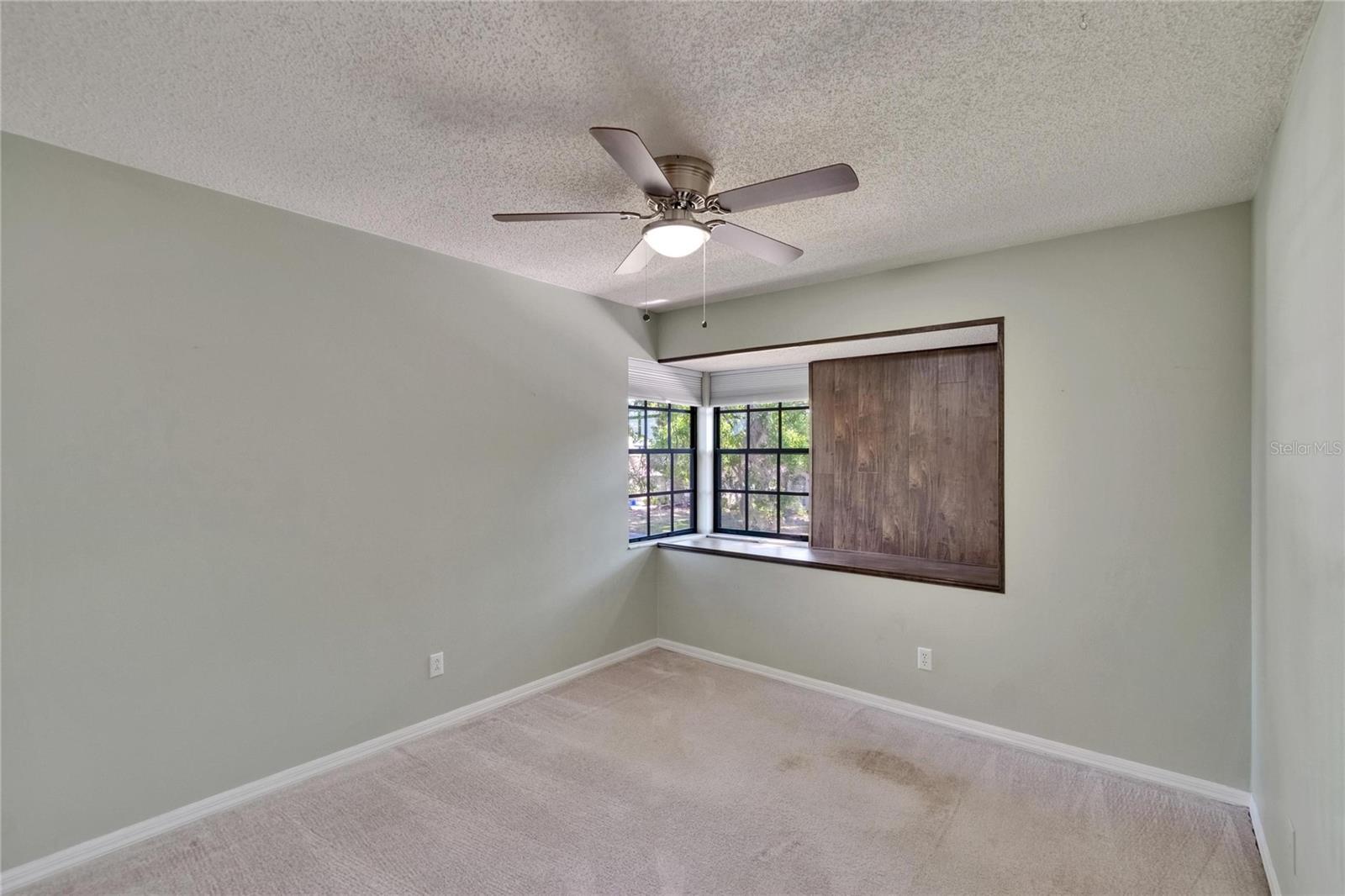 Image 69 of 87 For 4225 Barret Avenue
