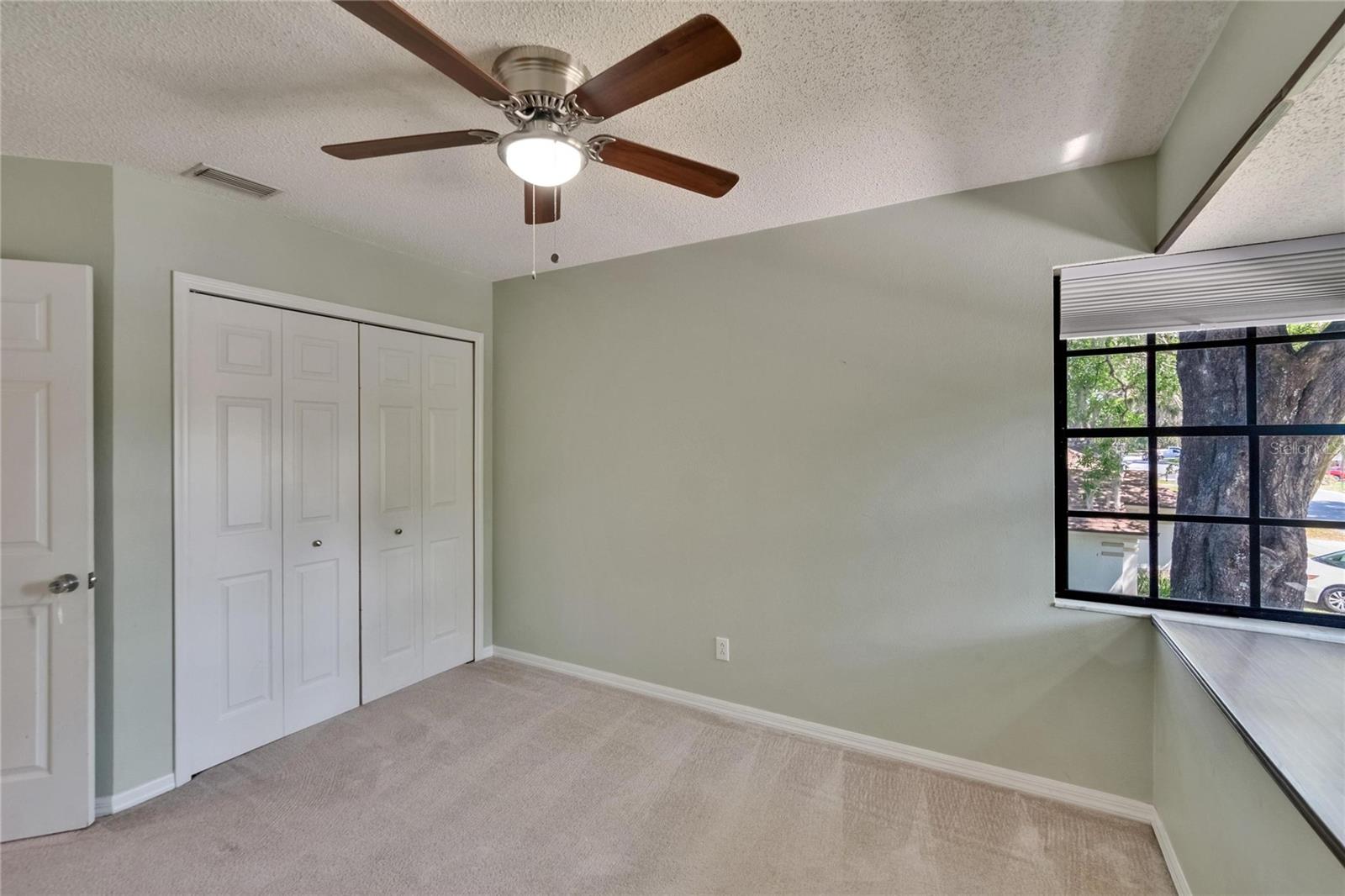 Image 70 of 87 For 4225 Barret Avenue