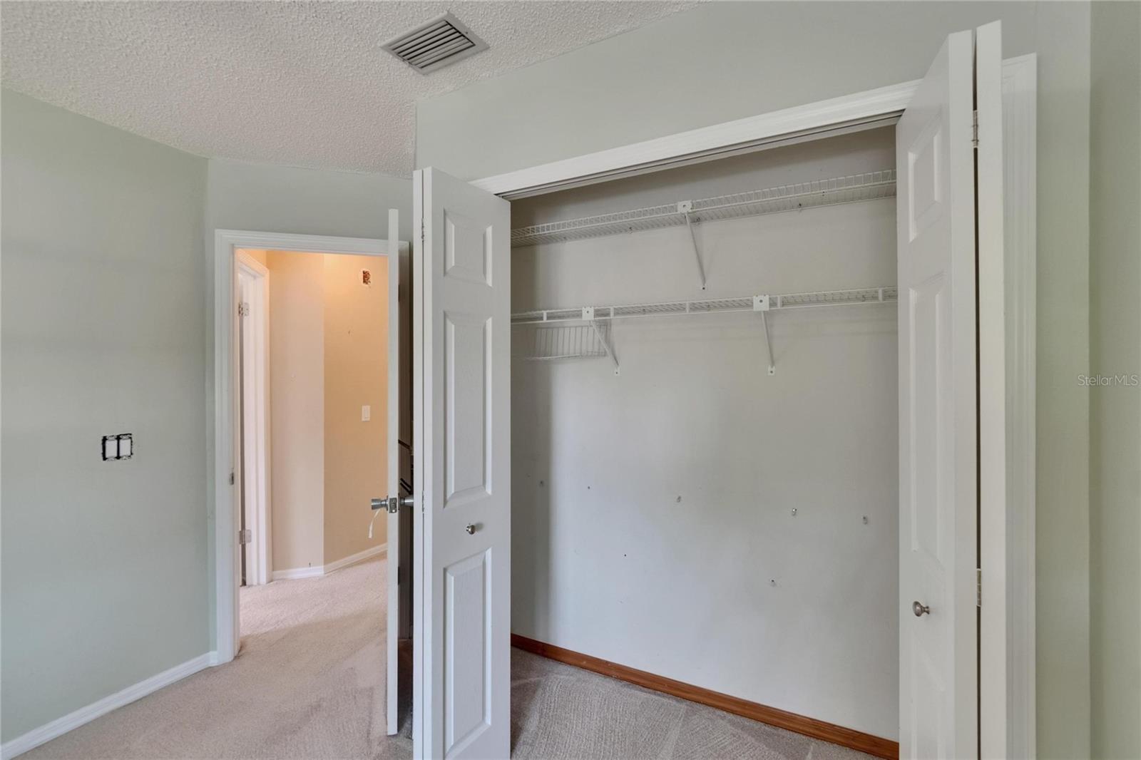 Image 72 of 87 For 4225 Barret Avenue